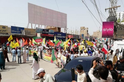 ایم ڈبلیوایم اور دیگر ملی تنظیموں کے تحت جامع حیدری مسجد پرانہ سکھر تا پریس کلب تک القدس ریلی کا انعقاد