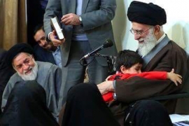 عراق وشام میں حرم اہل بیت ؑکادفاع کرنے والے عظیم لوگ ہیں ،جنہوں نےعالم غربت میں شہادت پائی، یہ ایک بڑی خصوصیت ہے،رہبر انقلاب اسلامی