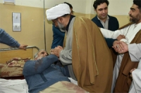 علامہ ناصرعباس جعفری کی وفد کے ہمراہ سانحہ جامع مسجد امامیہ حیات آباد کے زخمیوں کی عیادت