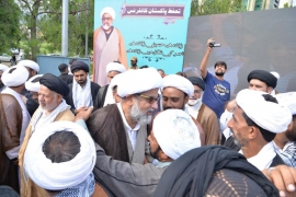 قائد وحدت علامہ راجہ ناصرعباس جعفری کی تحفظ پاکستان کانفرنس میں آمدپر لبیک یاحسین ؑکی فلک شگاف نعروں میں استقبال