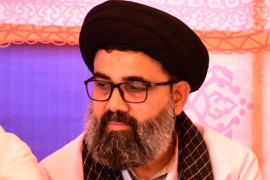 عمران خان اگر 50 فیصد بھی اپنی پالیسیوں پر عمل کرنے میں کامیاب ہوتے ہیں تو ملک میں کافی بہتری آجائے گی، علامہ احمد اقبال