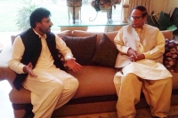 نواز شریف نے سانحہ پارا چنار کو نظر انداز کر کے قوم کو تقسیم کرنے کی کوشش کی، چوہدری شجاعت کی ناصر شیرازی سے گفتگو